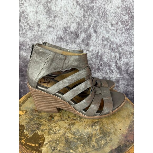 Sofft Wedge Sandals Womens 7 Gold Metallic Leather Gladiator Boho Mod City - Picture 4 of 10